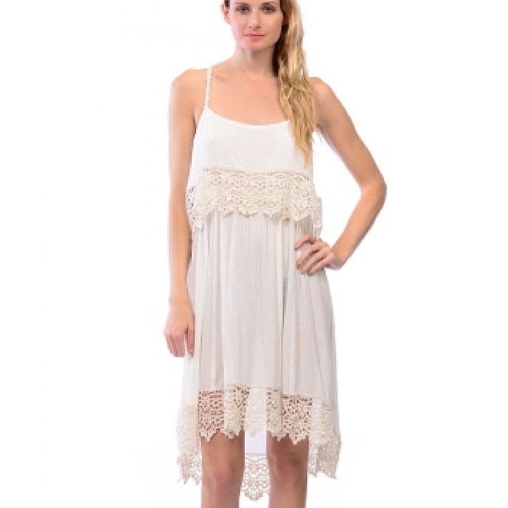 CARAPACE IVORY CROSS BACK LACE POPOVER DRESS